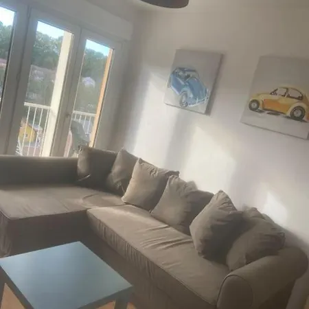 Bel Avec Balcon